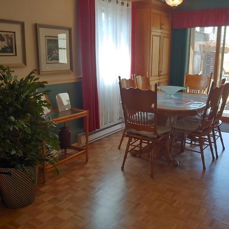 3 Bedrooms 3 Beds Near Metro -2 Parking Free مونتريال المظهر الخارجي الصورة